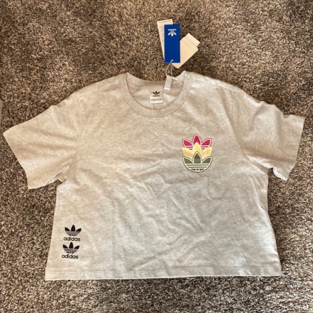 Adidas Cropped T-shirt NWT